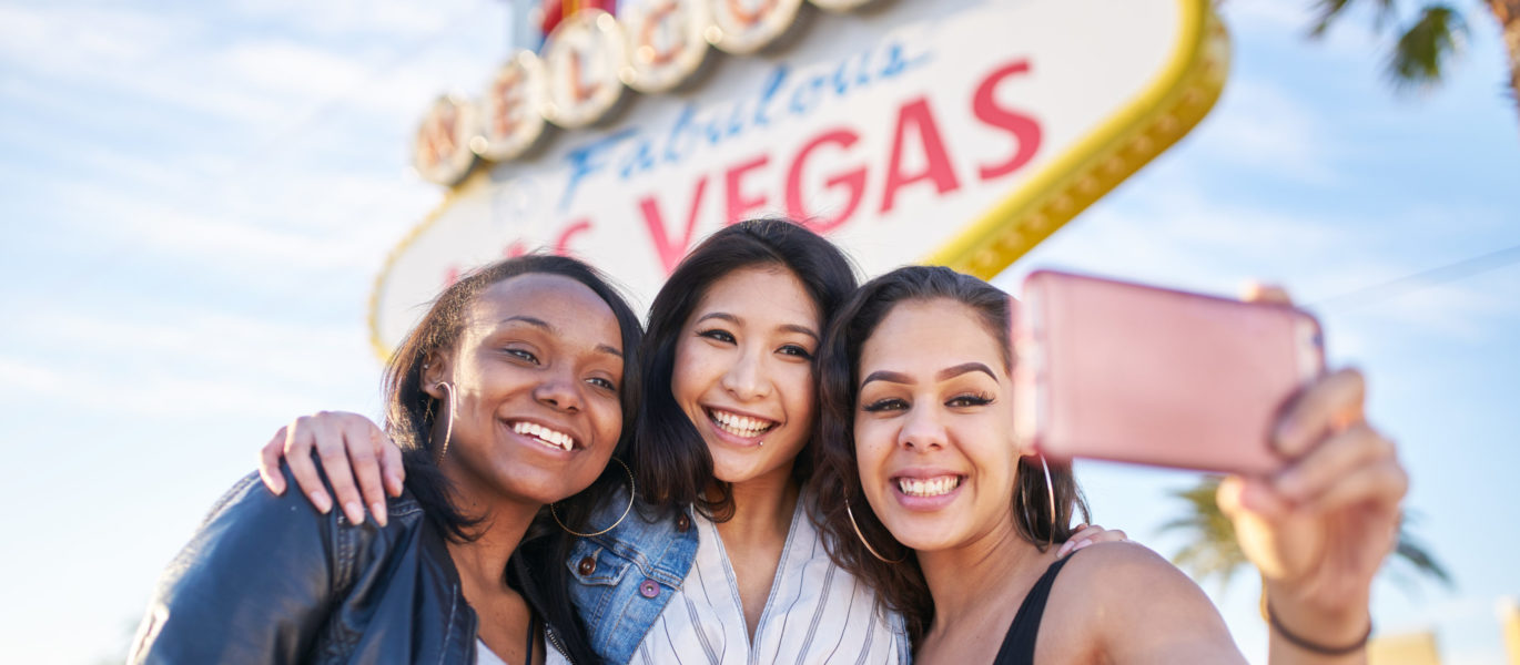 Women-Only Travel Groups Provide Bonding and Safety for Otherwise Solo ...